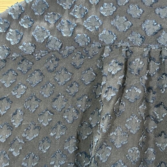 Banana Republic Blouse Womens XS Dillon Classic Fit Navy Blue Hidden Buttons - Picture 9 of 9